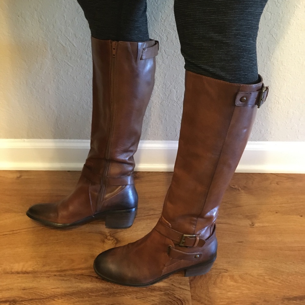 Arturo Chiang leather boots- 8.5